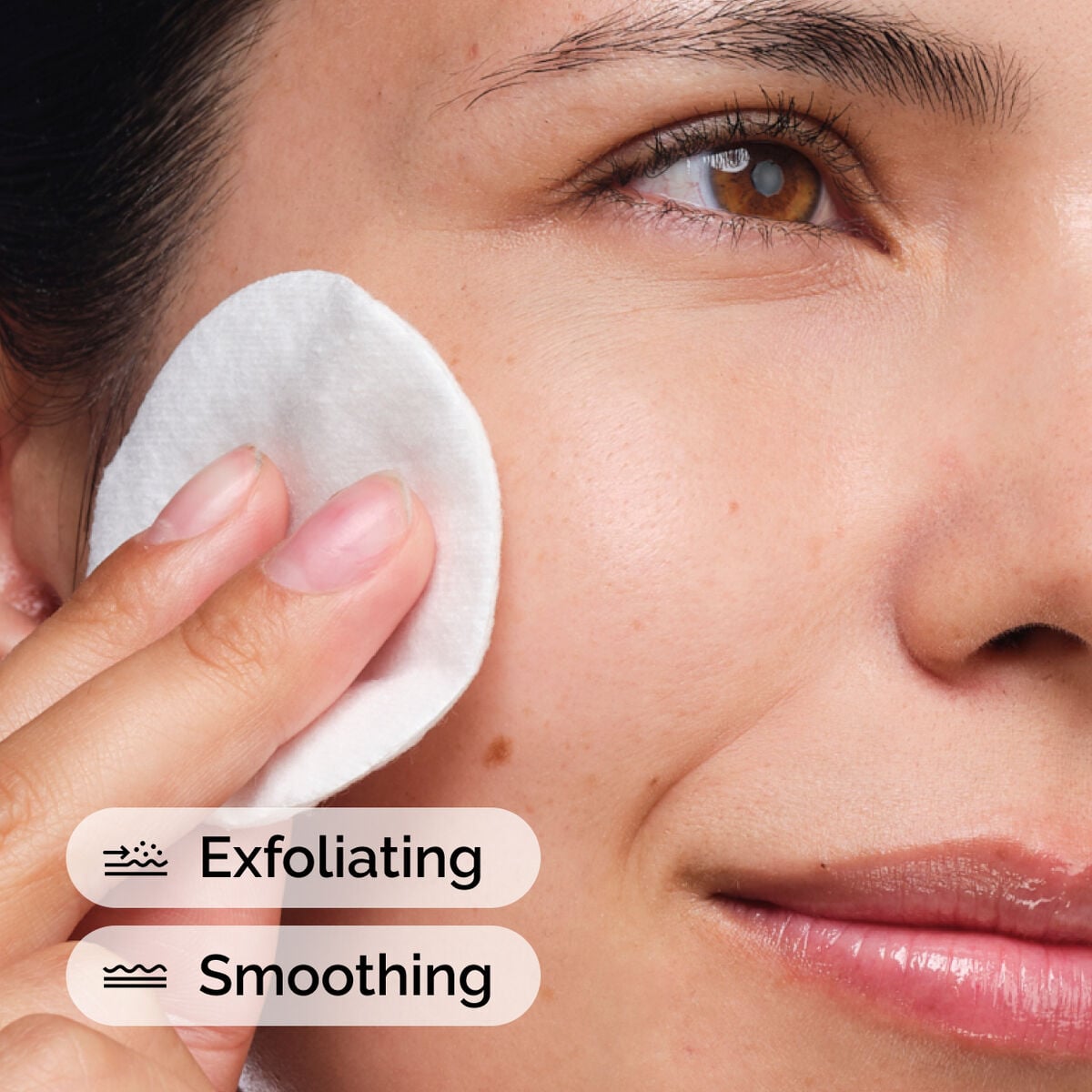 glycolic-acid-7-exfoliating-toner-d2 ord-glycolic-acid-exfoliating-toner-model-application-with-benefits.jpg