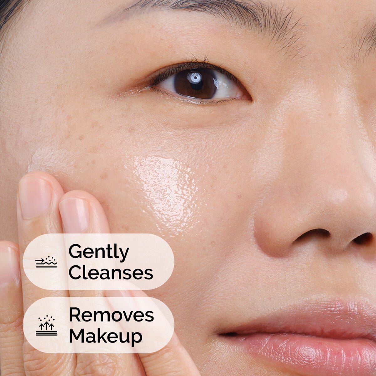 squalane-cleanser-m7 ord-squalane-cleanser-model-application-with-benefits.jpg